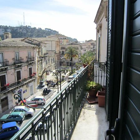 Casa Vacanze Mafalda Apartamento Módica Exterior foto